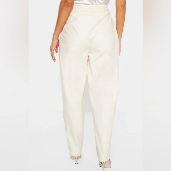 Pretty Little Thing PLT Faux Leather Pleat Cigarette Pant Tapered straight leg - Picture 16 of 16